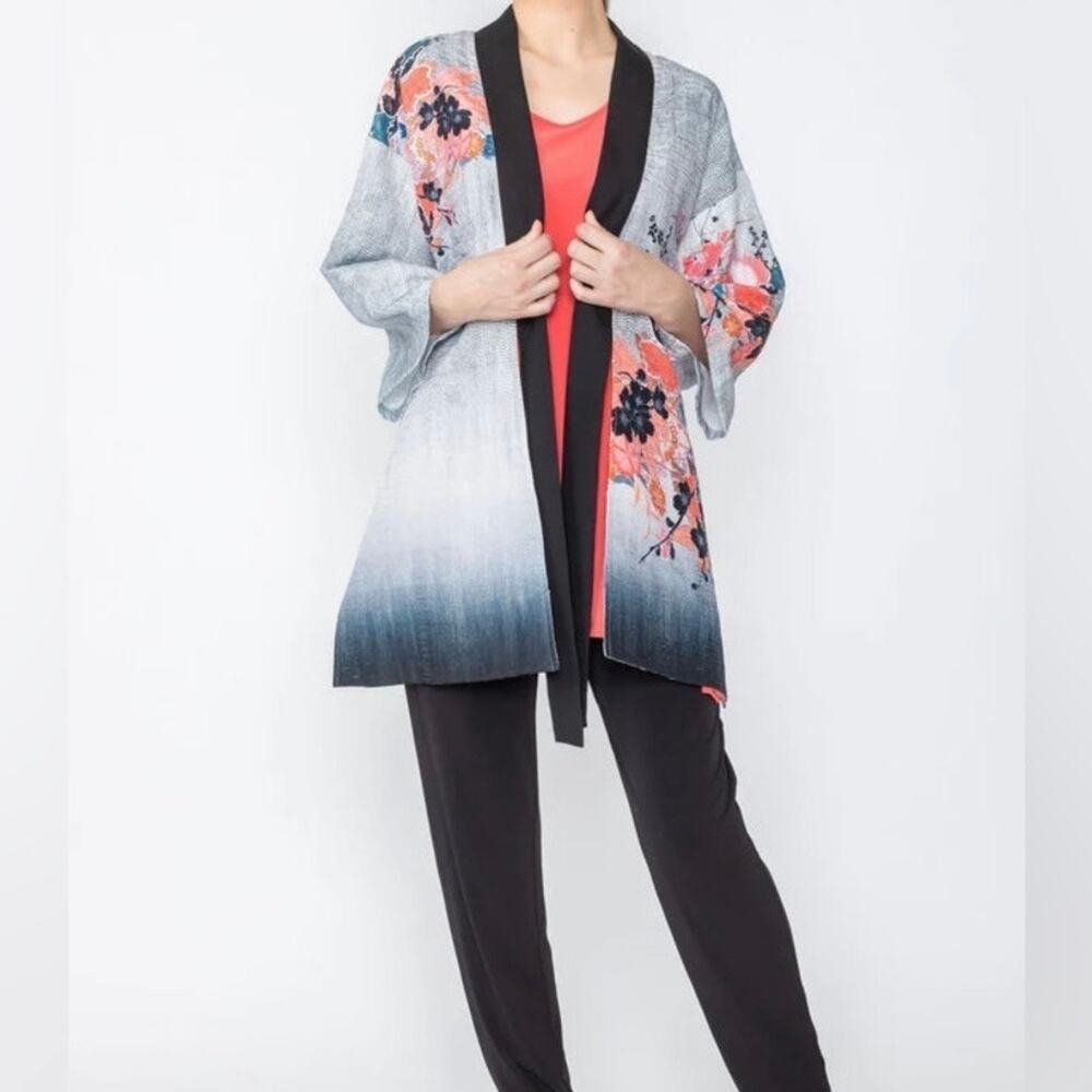 IC Collection Floral Print Long Length Tie Front Kimono - size Medium